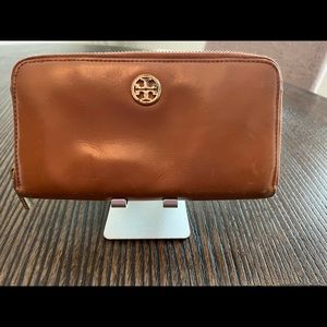 Tory Burch Wallet